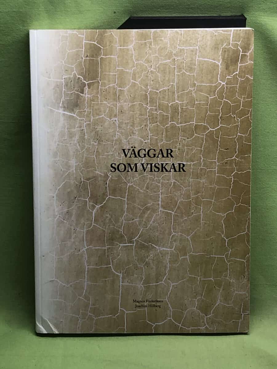 Frederiksen, Magnus, Hillberg, Joachim : Väggar som viskar (inkl CD)