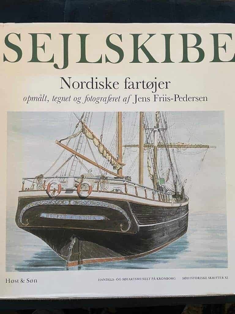 Friis-Pedersen, Jens ; Monrad Møller, Anders ; Lorentzen, Jens : Sejlskibe 3. Nordiska fartøjer. Opmålt, tegnet og fotograferet af Jens Friis-Pedersen