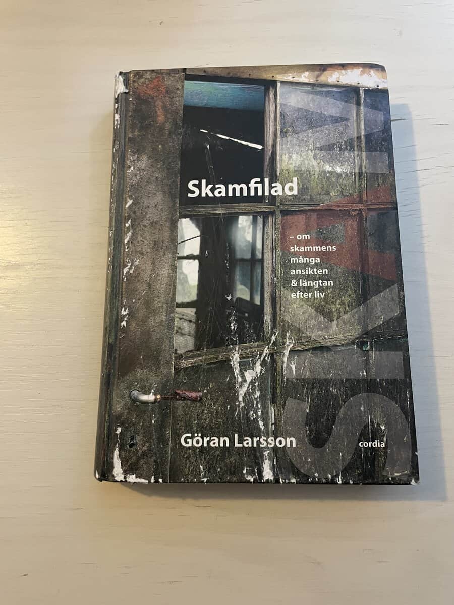 Göran Larsson : Skamfilad
