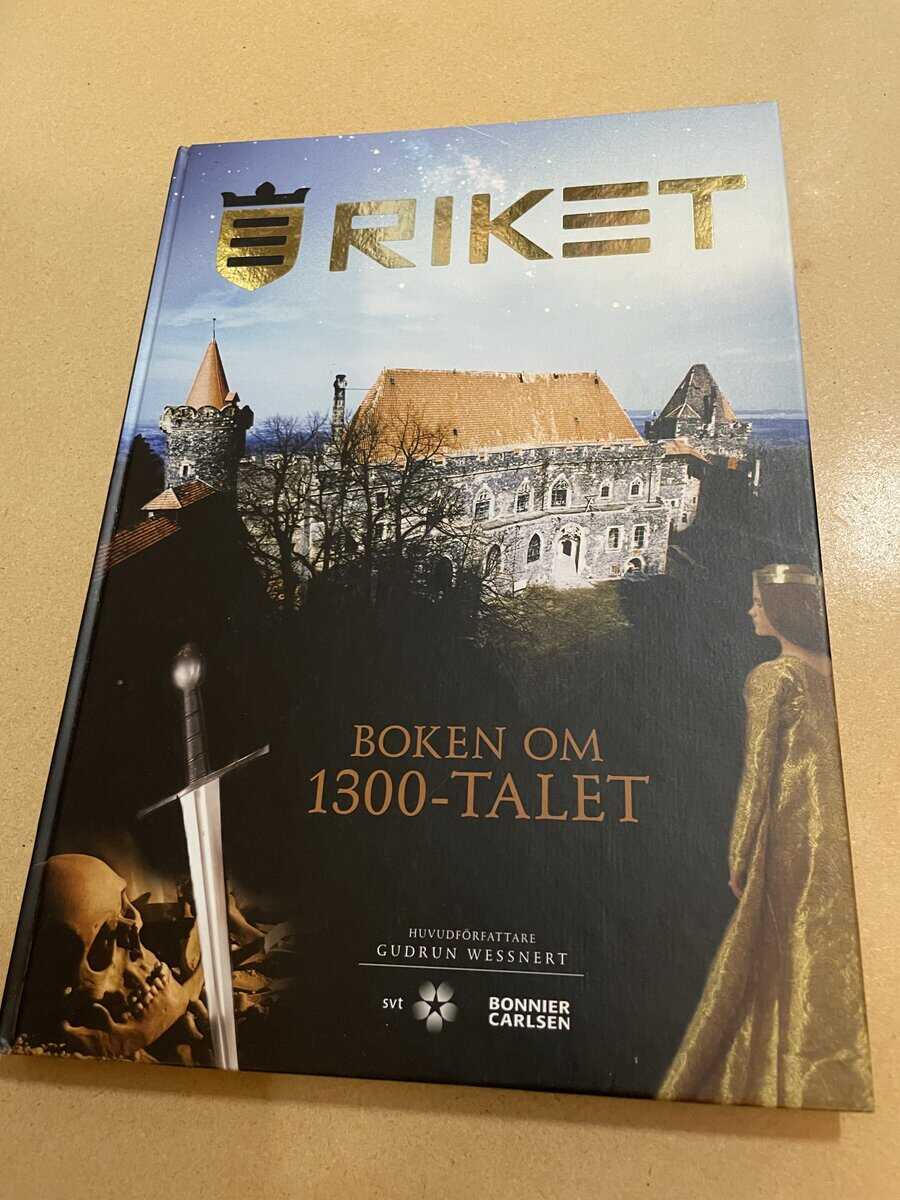 Gudrun Wessnert : Riket boken om 1300-talet