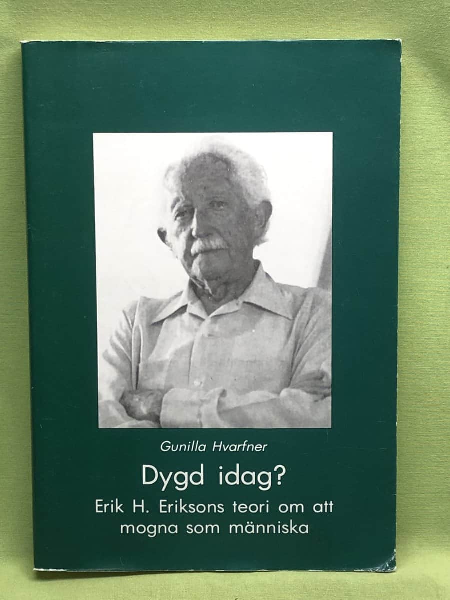 Gunilla Hvarfner : Dygd idag?