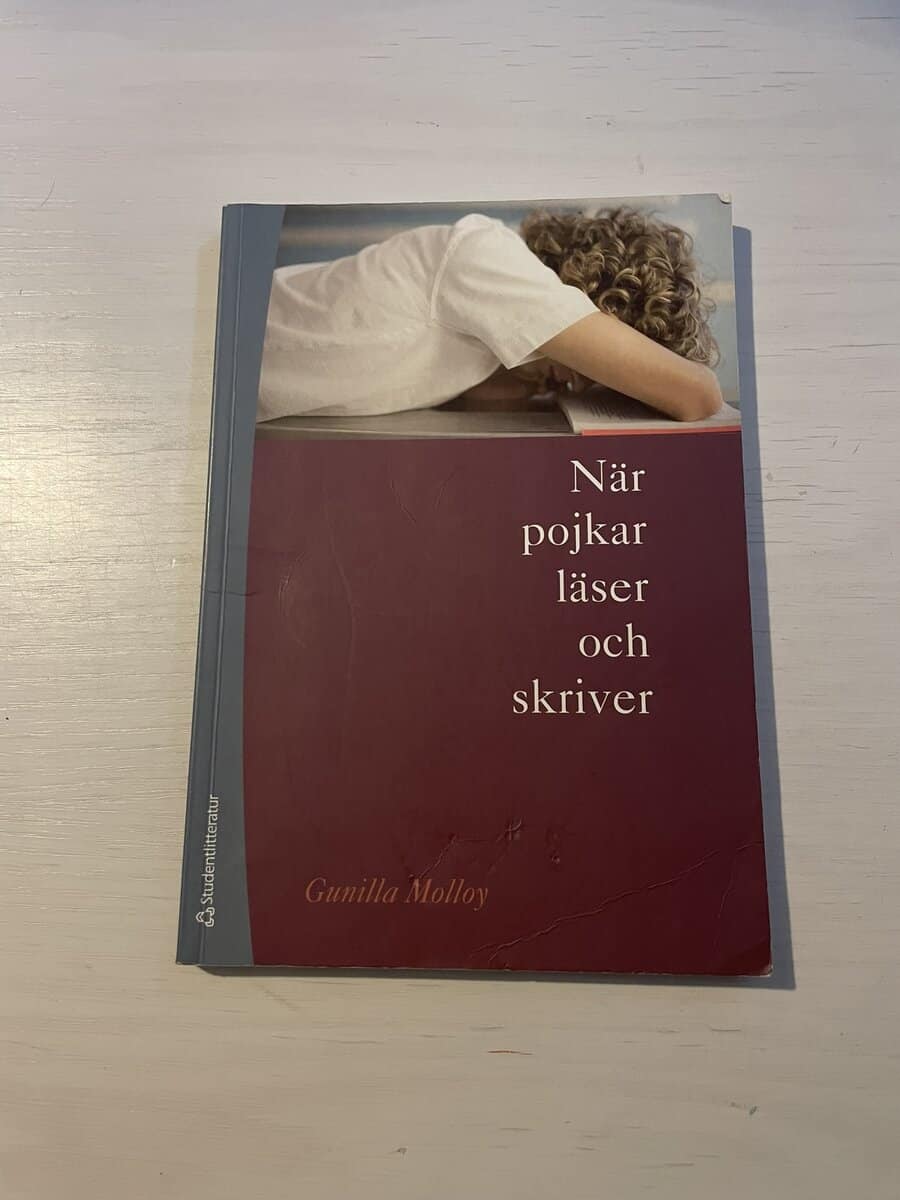 Gunilla Molloy : När pojkar läser och skriver