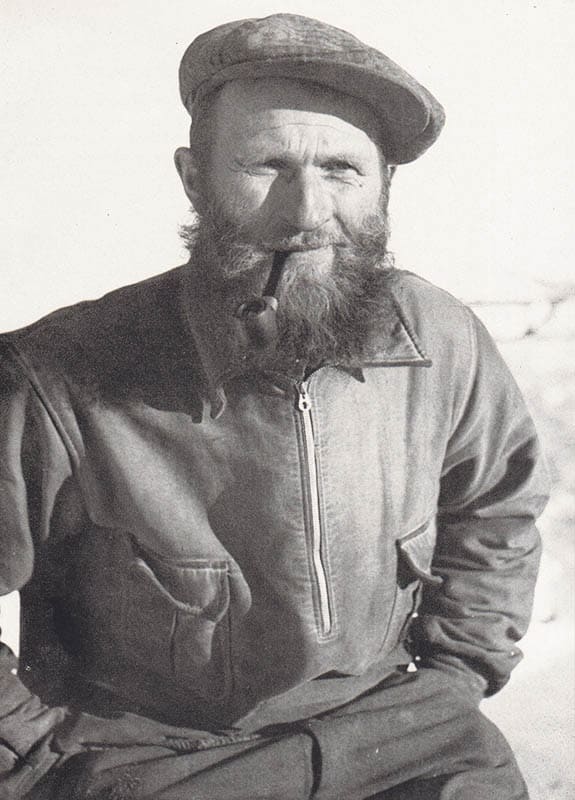 Hans W:son Ahlmann : Natur och människor inom isområdena kring nordligaste Atlanten. Vegaföredrag 24 april 1941