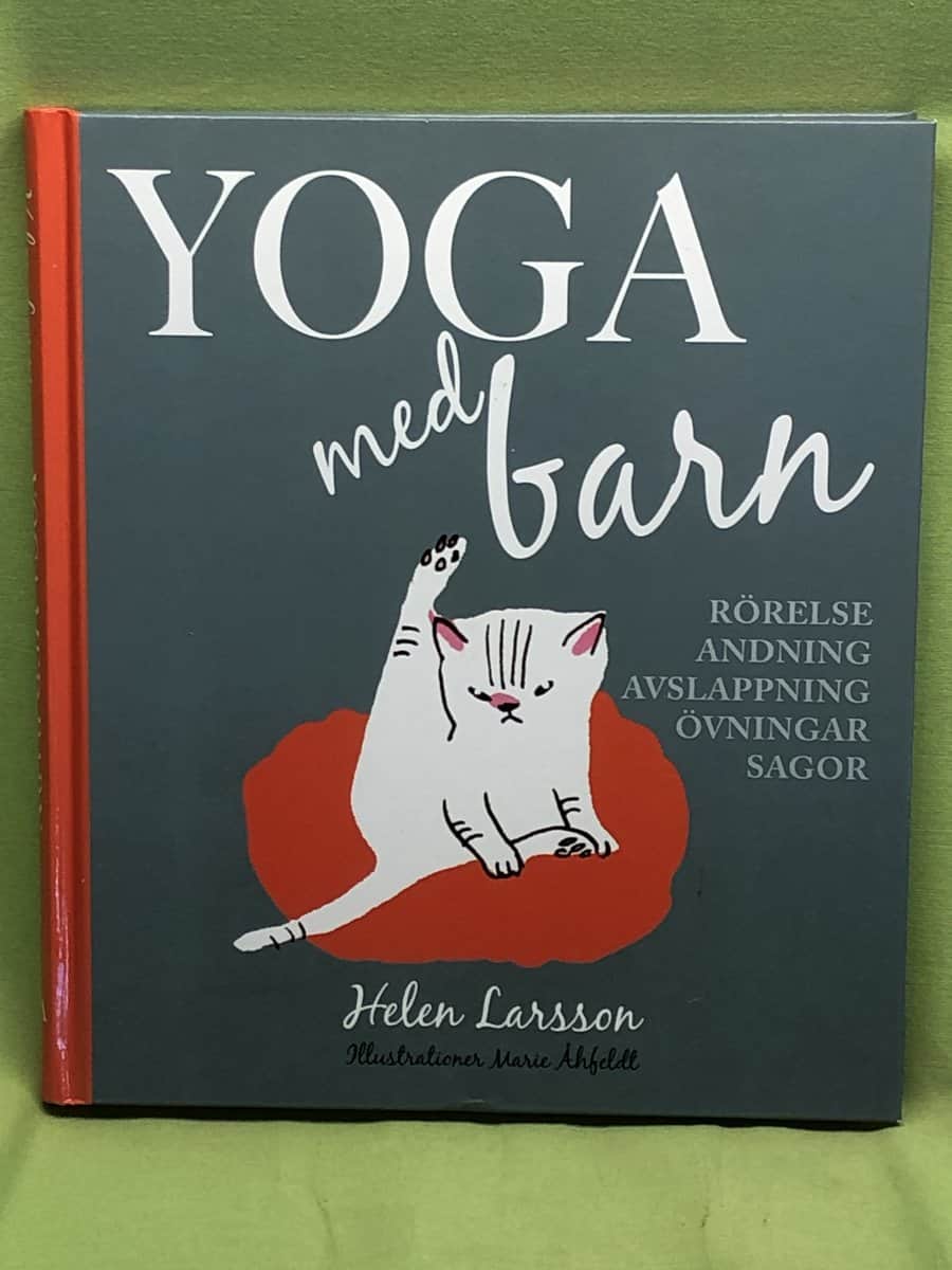 Helen Larsson : Yoga med barn