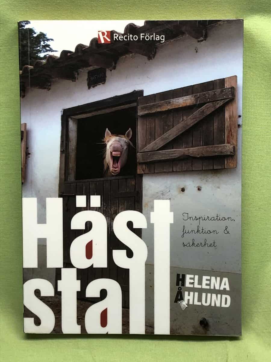 Helena Åhlund : Häststall