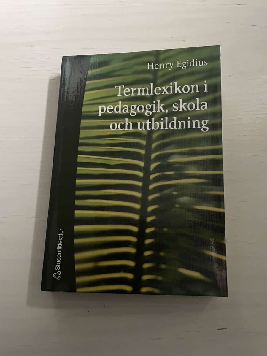 Henry Egidius : Termlexikon i pedagogik, skola och utbildning
