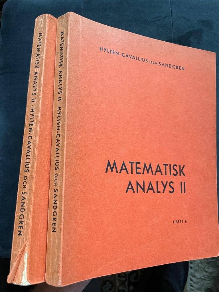 Hyltén-Cavallius och Sandgren : Matematisk analys II häfte A och B