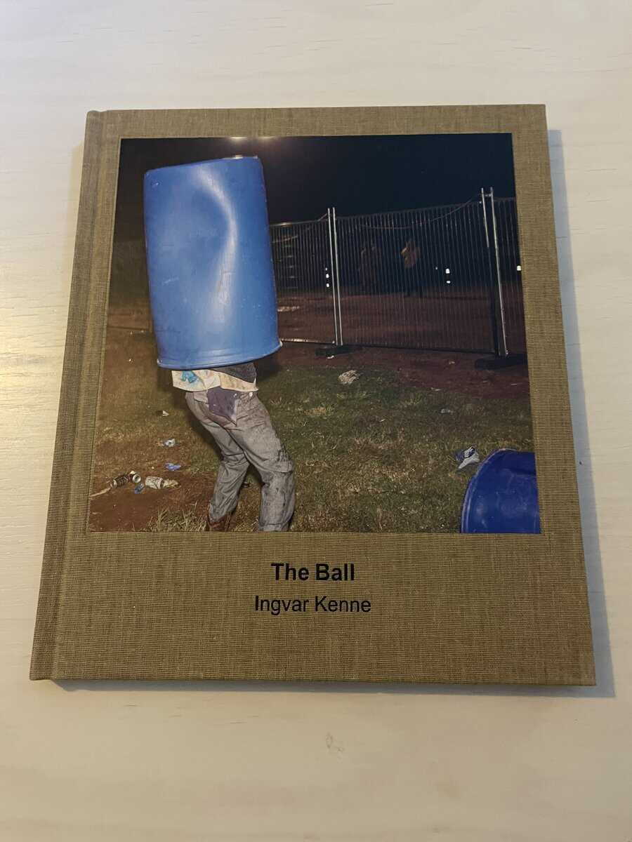 Ingvar Kenne : The Ball