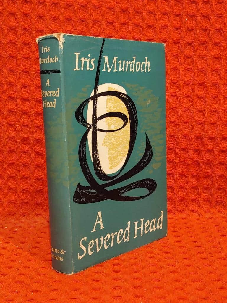Iris Murdoch : A severed head
