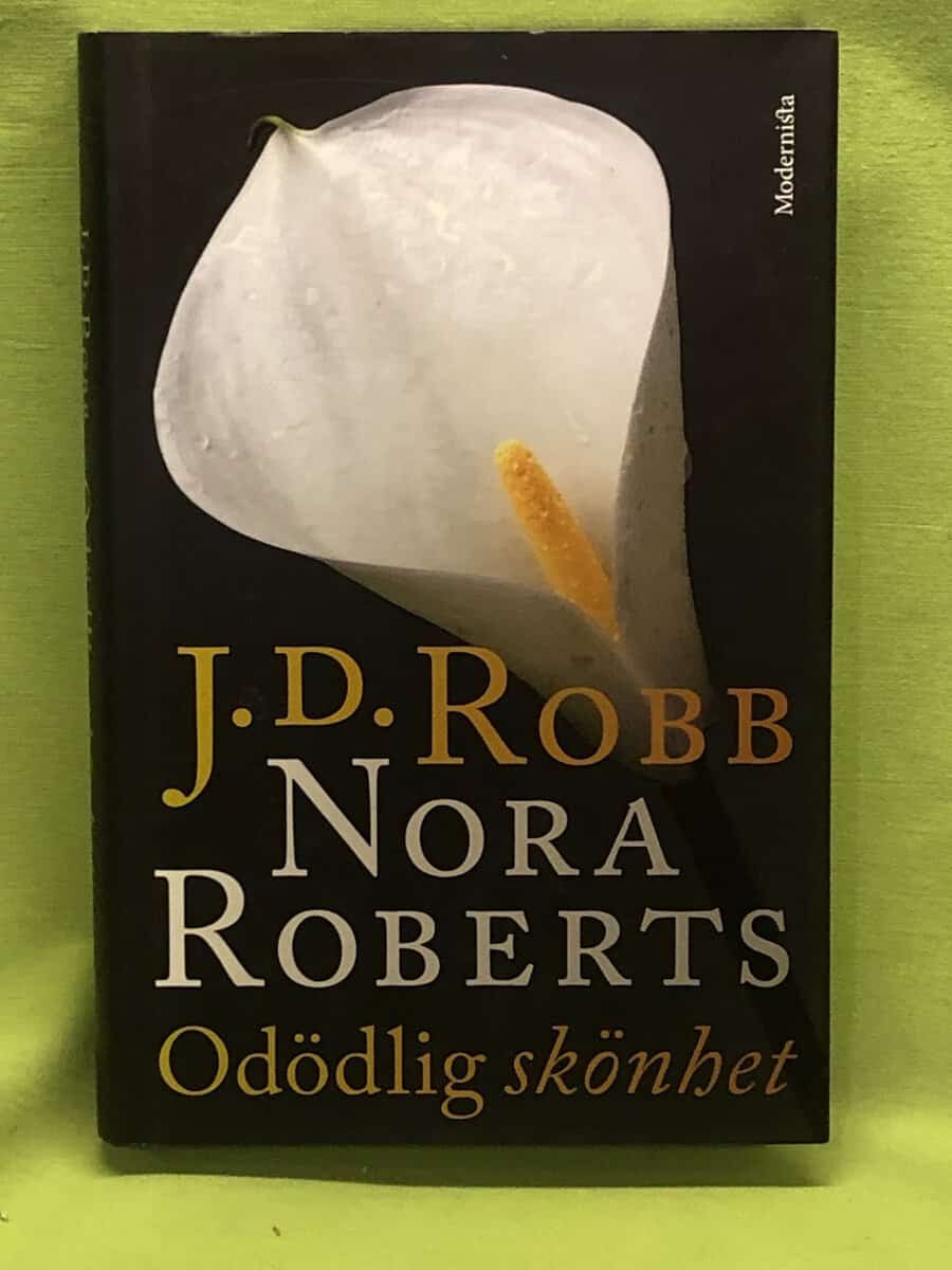 Robb, J. D., Roberts, Nora : Odödlig skönhet