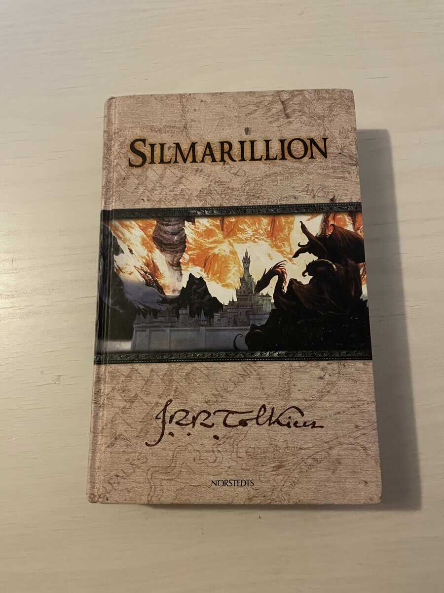 J. R. R. Tolkien : Silmarillion