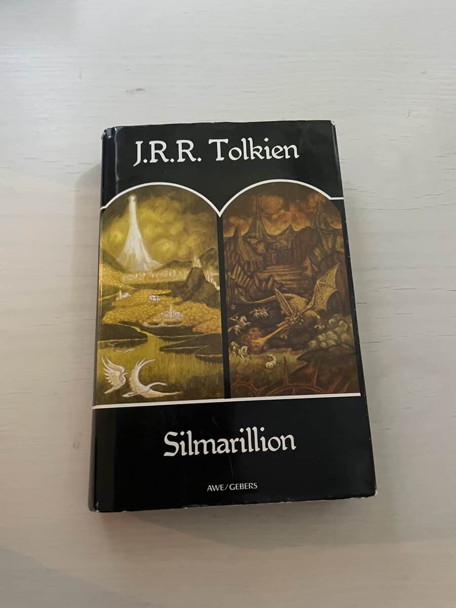 J. R. R. Tolkien : Silmarillion