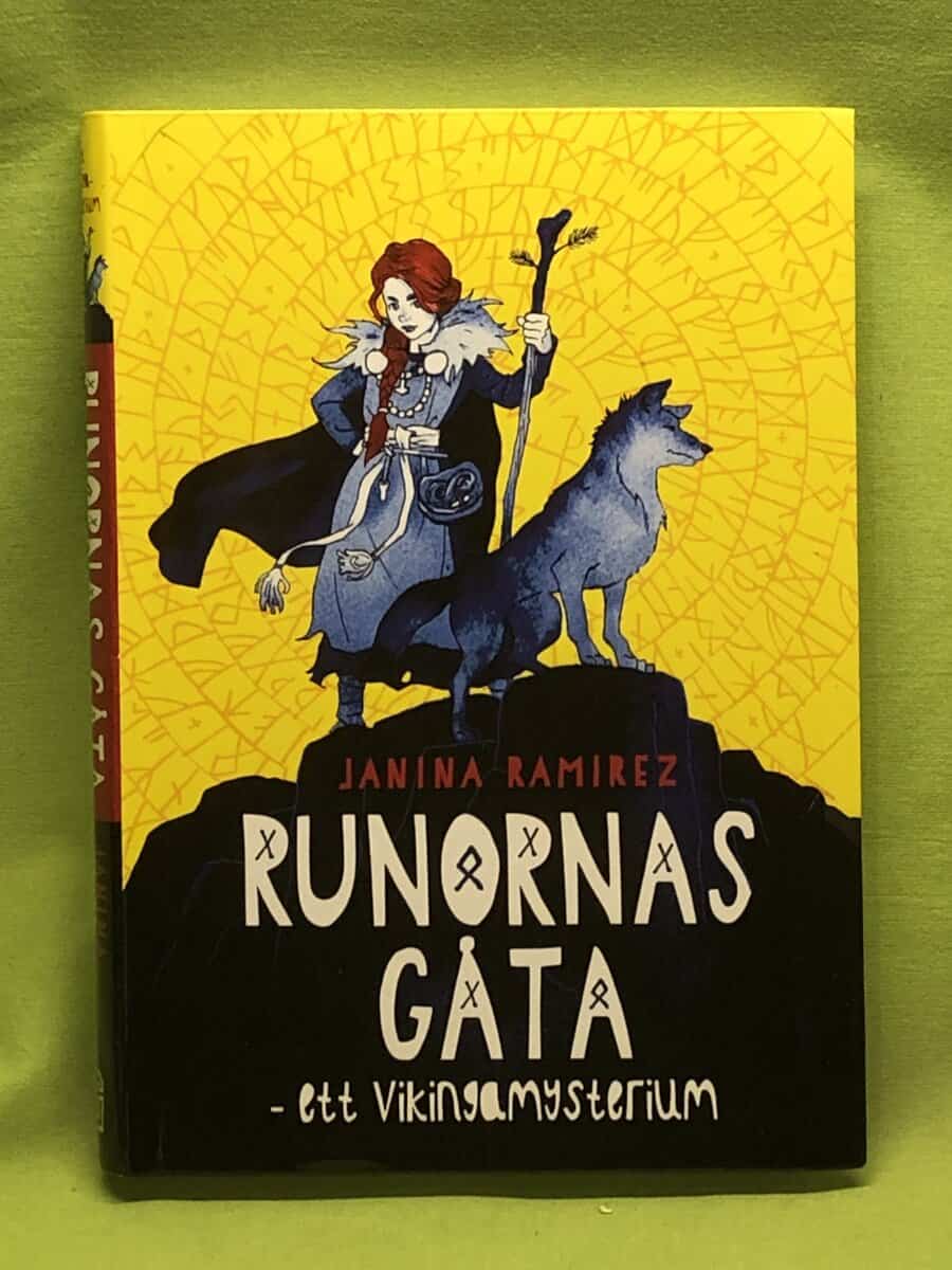 Janina Ramirez : Runornas gåta