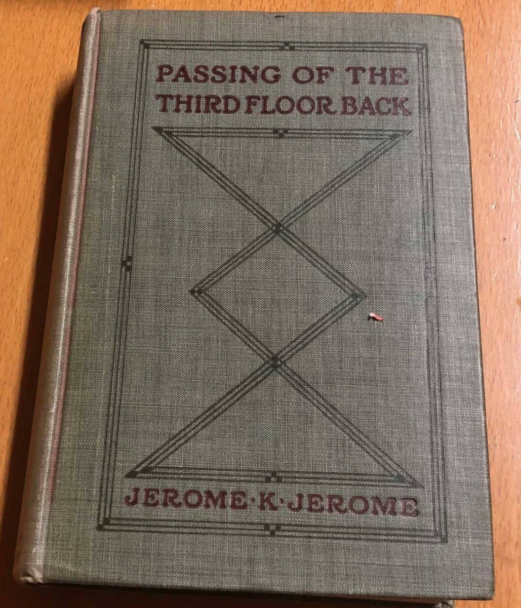 Jerome K Jerome : Passing of the third floor back + Tea-table talk