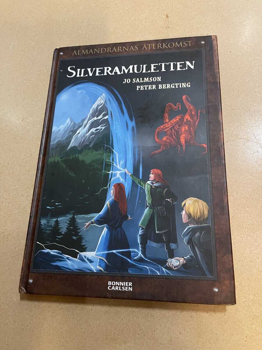 Jo Salmson : Almandrarnas återkomst 2 - Silveramuletten