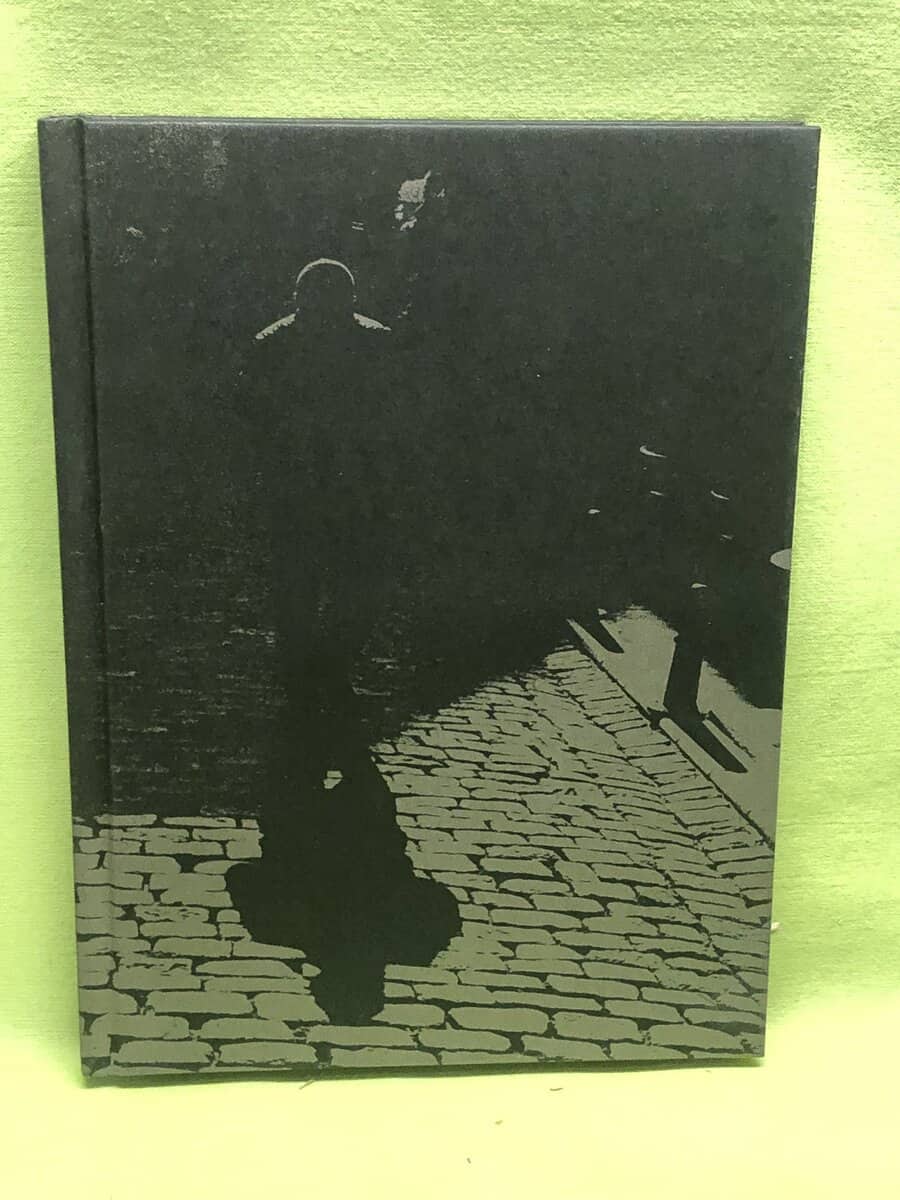 Johan Sundgren : On the Threshold