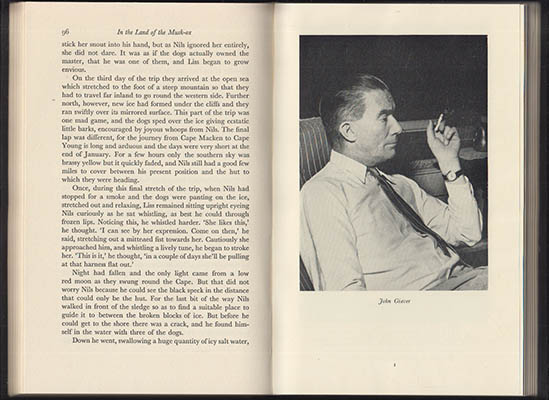 John Giæver : In the Land of the Musk-Ox. Tales of Wild Life in North-East Greenland