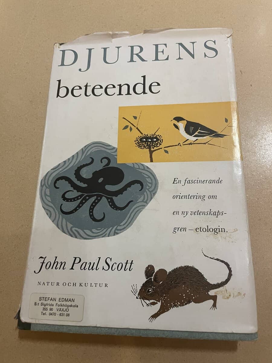 John Paul Scott : Djurens beteende