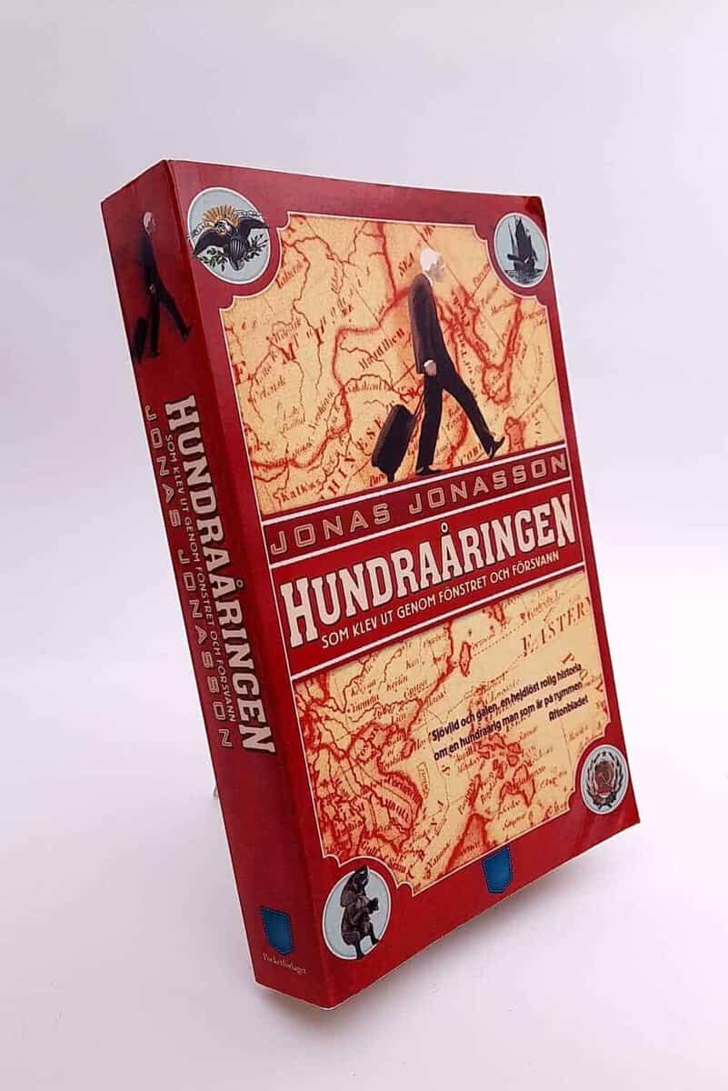 Jonas Jonasson : Hundraåringen som klev ut genom fönstret och försvann