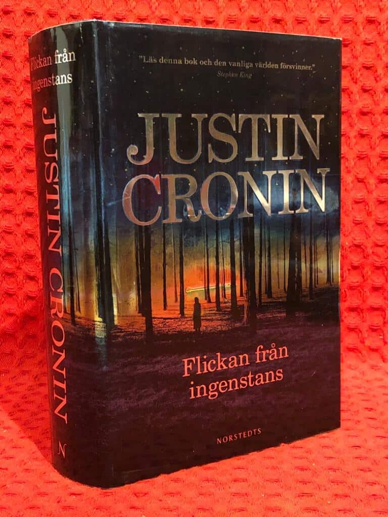 Justin Cronin : Flickan från ingenstans