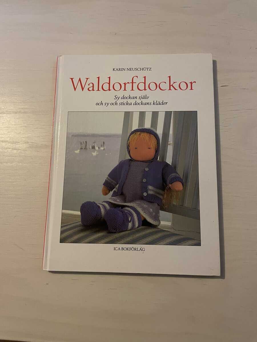 Karin Neuschütz : Waldorfdockor