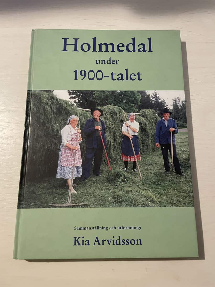 Kia Arvidsson : Holmedal under 1900-talet