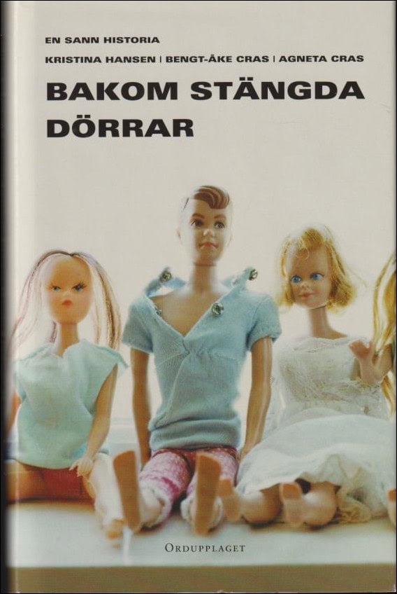 Kristina Hansen : Bakom stängda dörrar