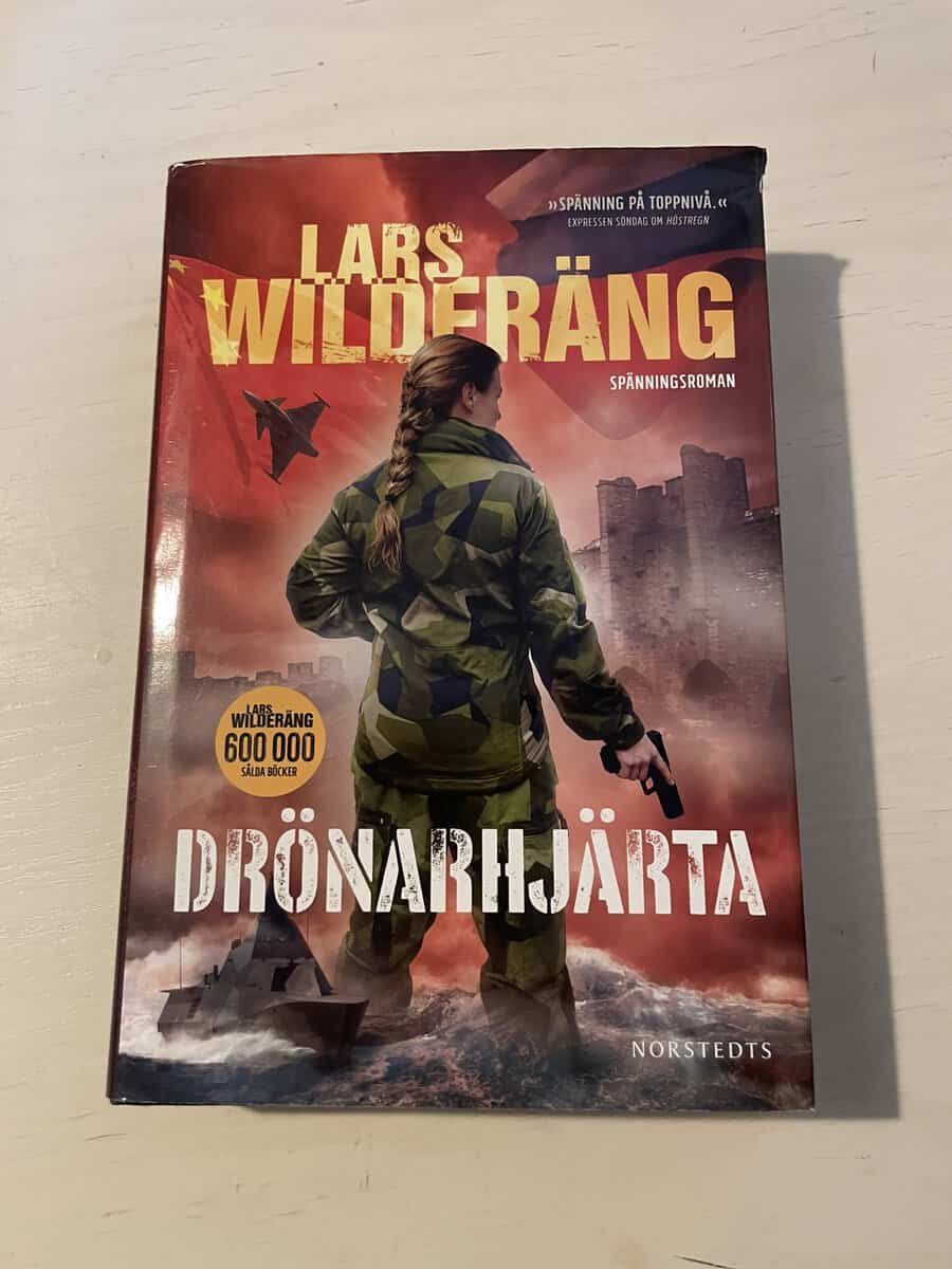 Lars Wilderäng : Drönarhjärta