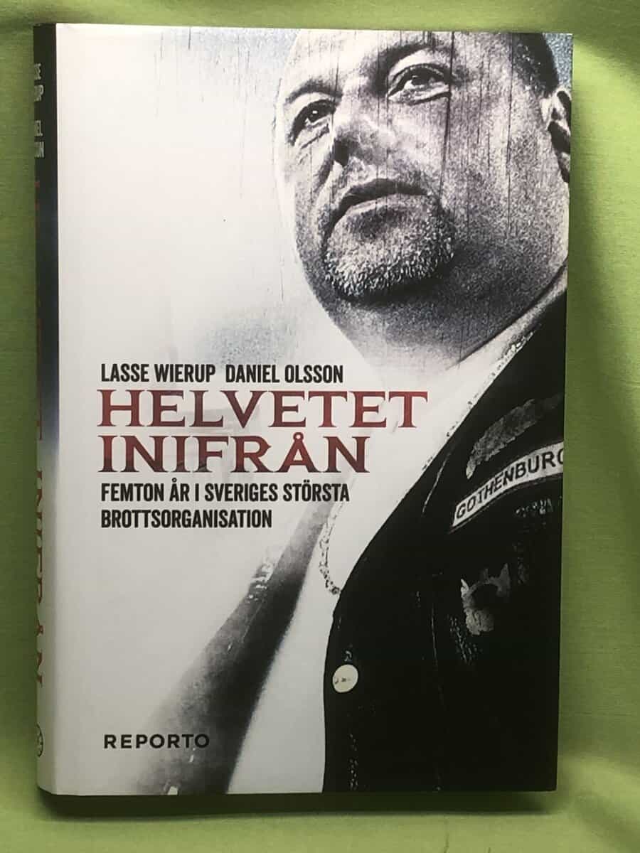 Lasse Wierup : Helvetet inifrån