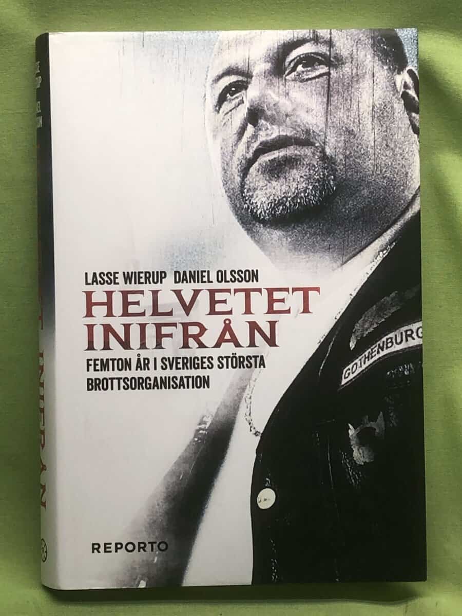 Lasse Wierup : Helvetet inifrån