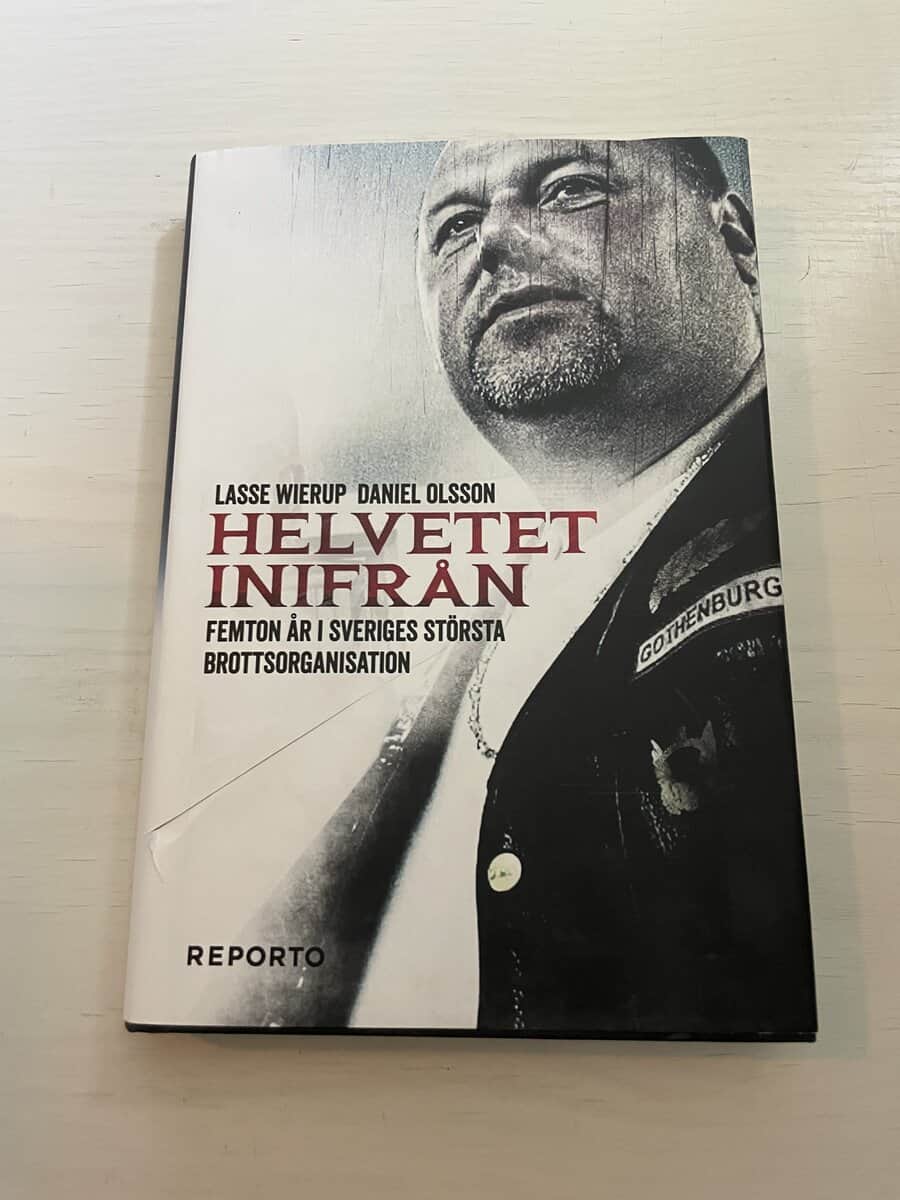 Lasse Wierup : Helvetet inifrån