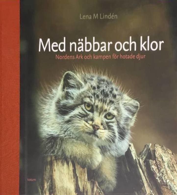 Lena M. Lindén : Med näbbar och klor