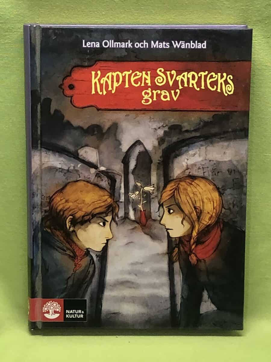 Lena Ollmark : Kapten Svarteks grav