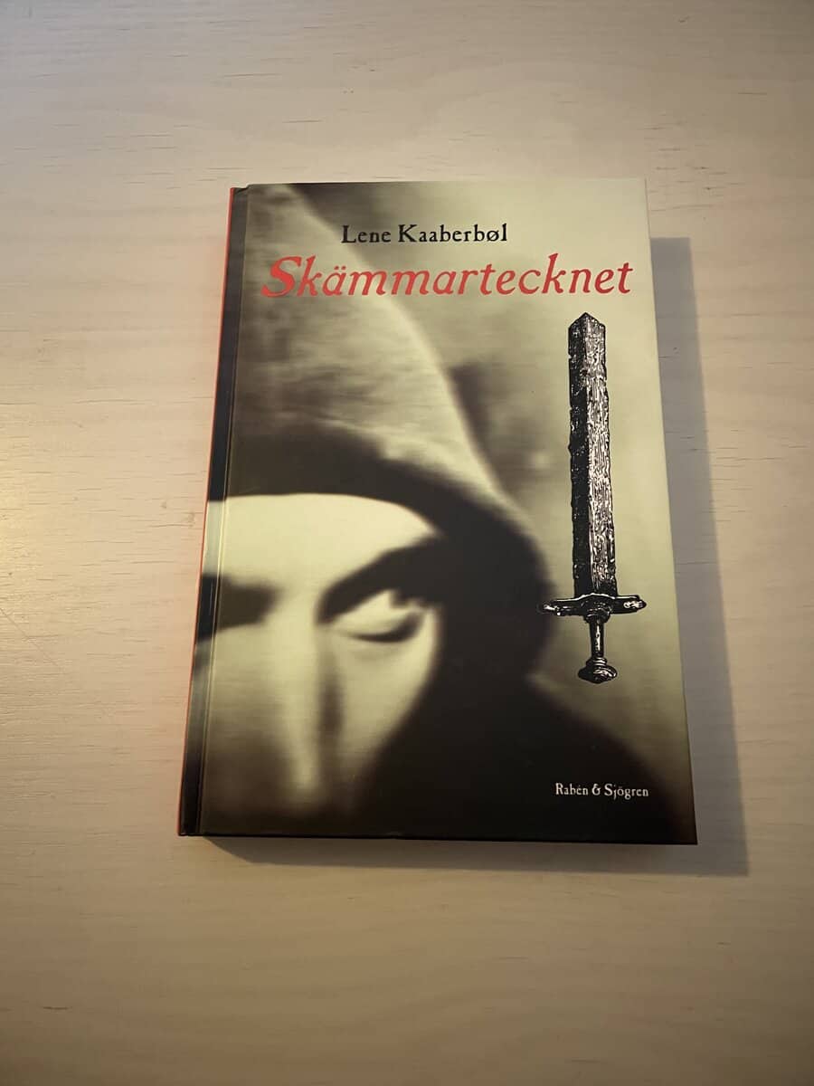 Lene Kaaberbøl : Skämmartecknet