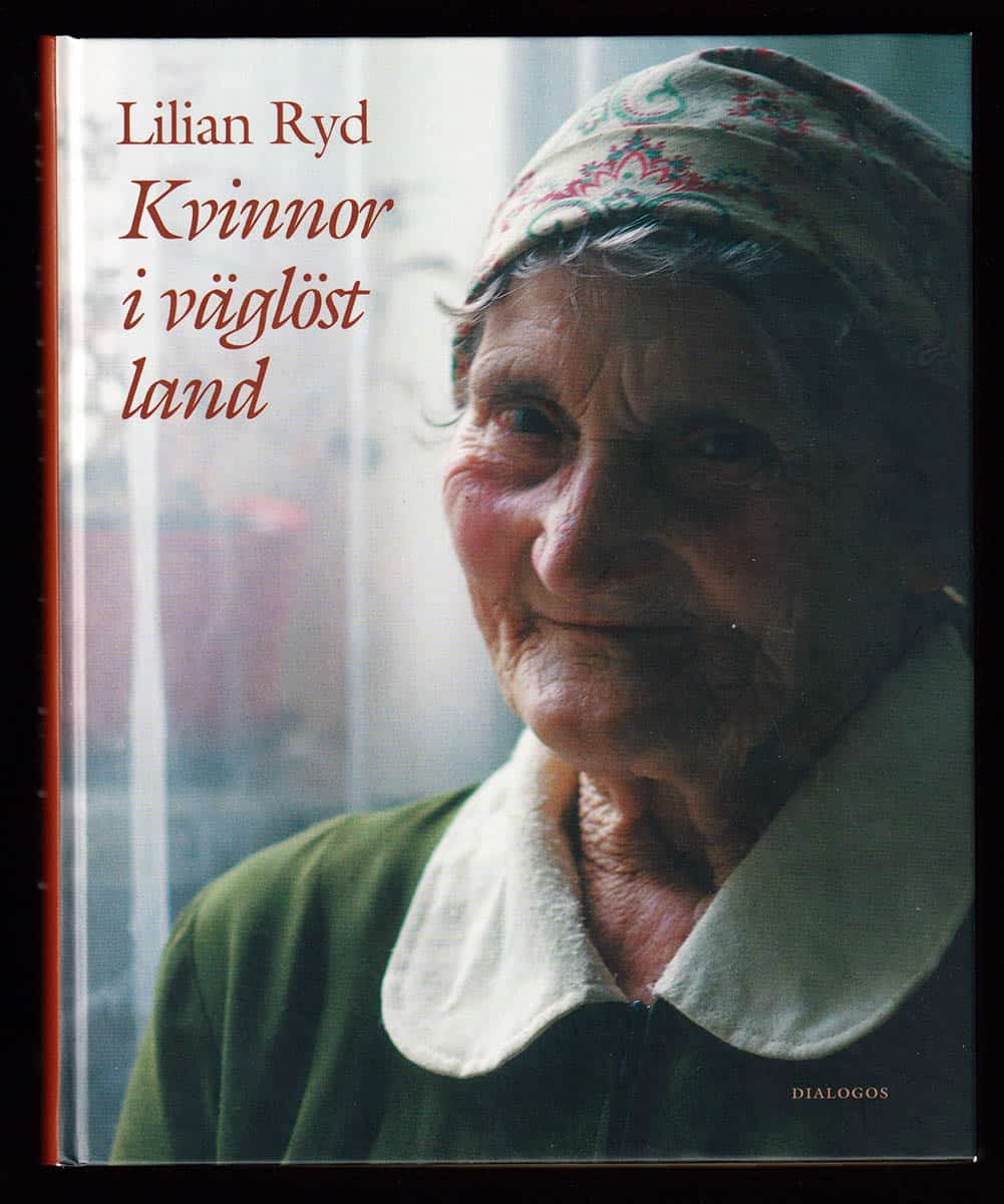 Lilian Ryd : Kvinnor i väglöst land