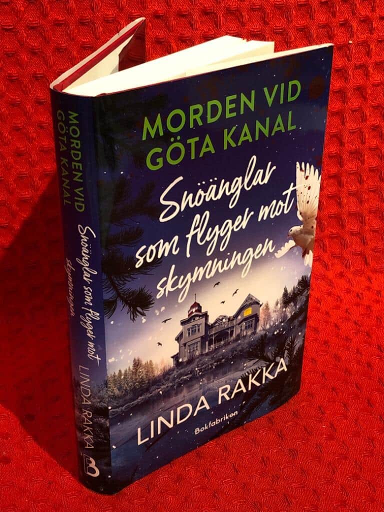 Linda Rakka : Snöänglar som flyger mot skymningen