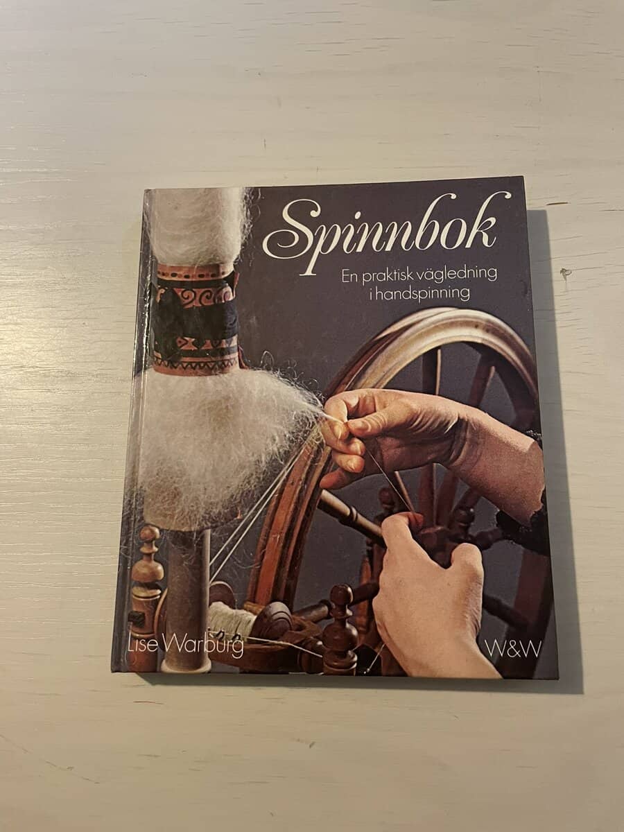 Lise Warburg : Spinnbok