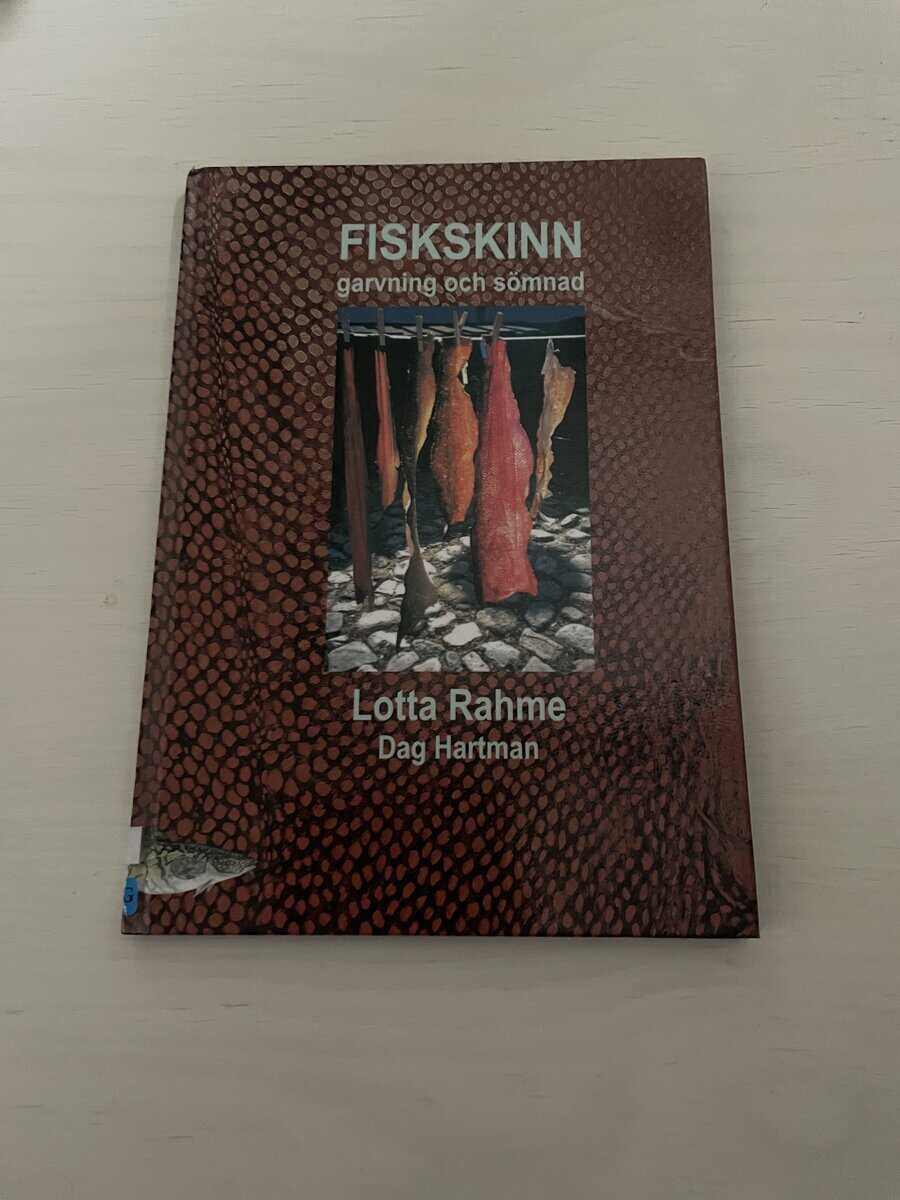 Lotta Rahme : Fiskskinn