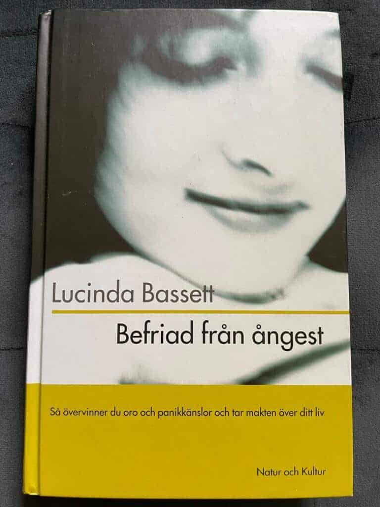 Lucinda Bassett : Befriad från ångest