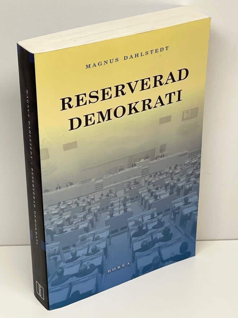 Magnus Dahlstedt : Reserverad demokrati