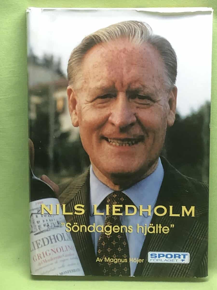 Magnus Höjer : Nils Liedholm 'Söndagens hjälte'