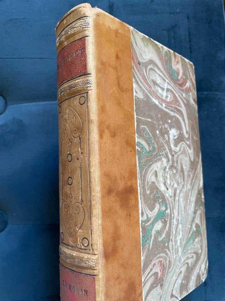 Mahomet : Le Koran, traduit de l'arabe, accompagné de notes, précédé d'un abrégé de la vie de Mahomet tiré des écrivains orientaux les plus estimés par M. Savary