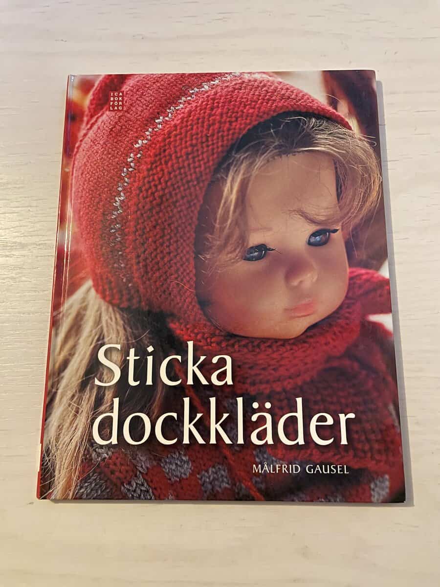 Målfrid Gausel : Sticka dockkläder