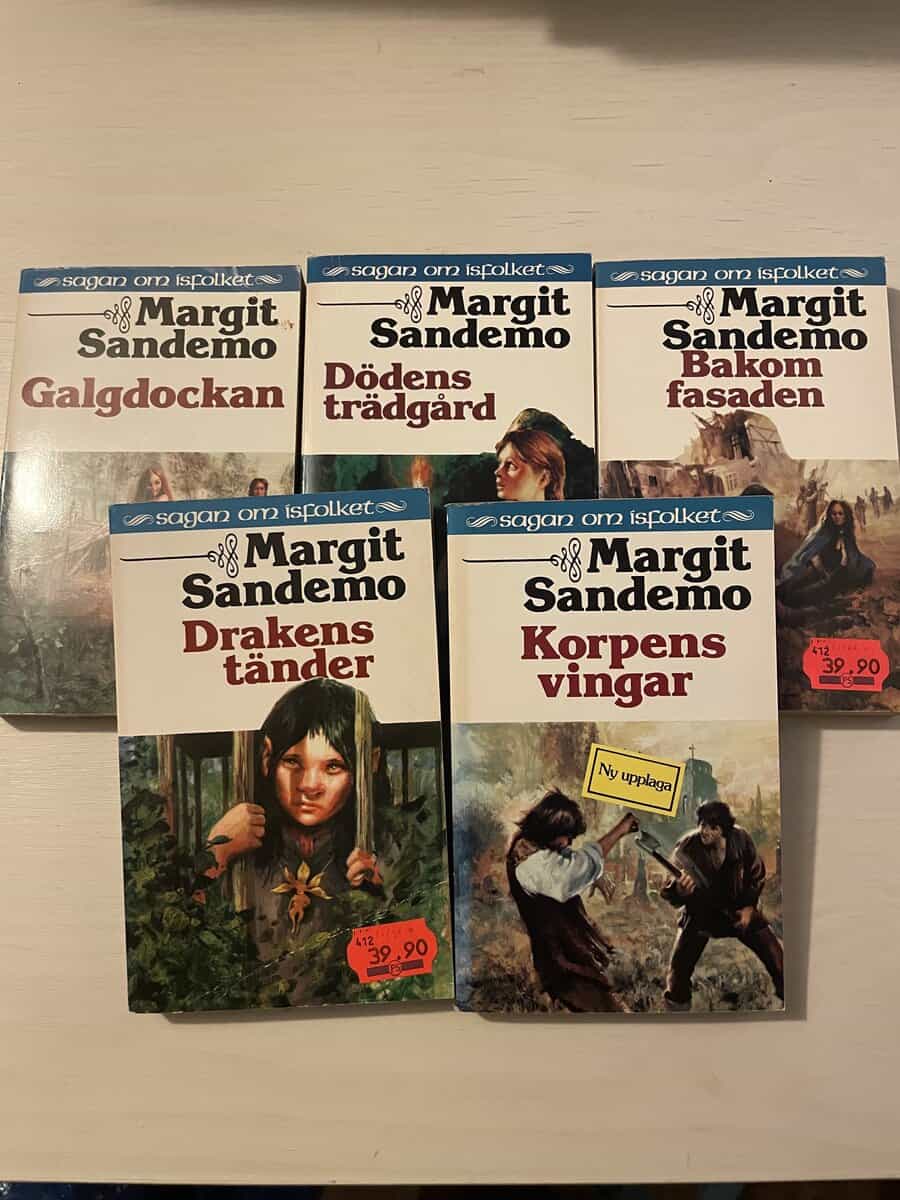 Margit Sandemo : Sagan om Isfolket 16-20 - Galgdockan - Dödens trädgård - Bakom fasaden - Drakens tänder - Korpens vingar