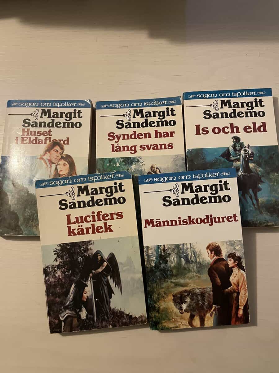 Margit Sandemo : Sagan om Isfolket 26-30 - Huset i Eldafjord - Synden har lång svans - Is och eld - Lucifers kärlek - Människodjuret