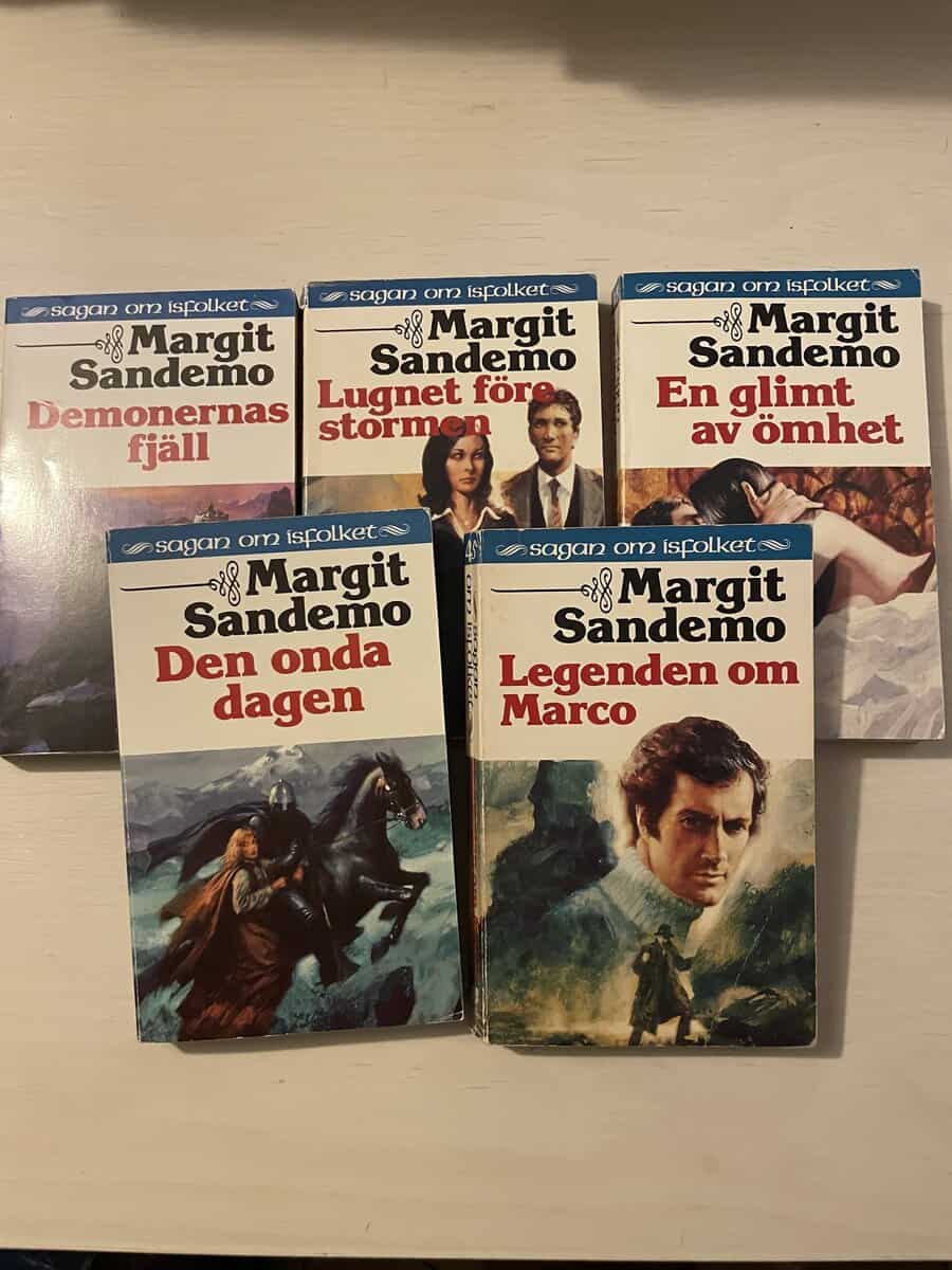 Margit Sandemo : Sagan om Isfolket 41-45 - Demonernas fjäll - Lugnet före stormen - En glimt av ömhet - Den onda dagen - Legenden om Marco