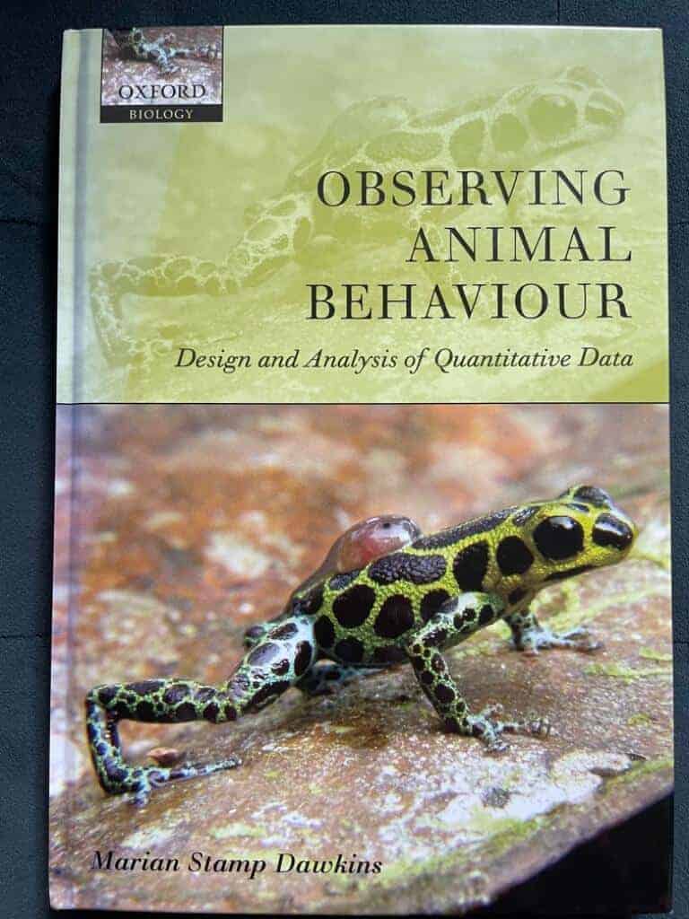 Marian Stamp Dawkins : Observing animal behaviour