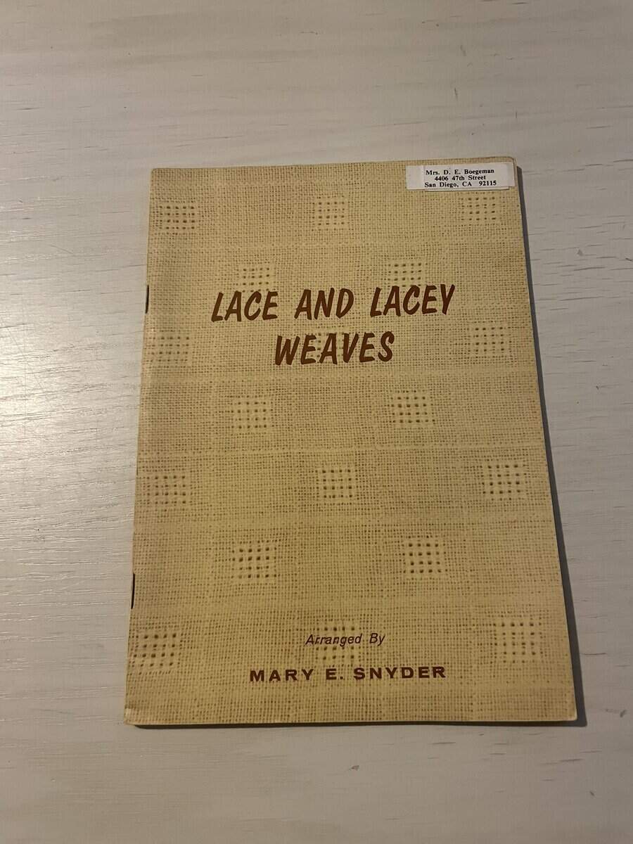 Mary E Snyder : Lace and Lacey Weaves