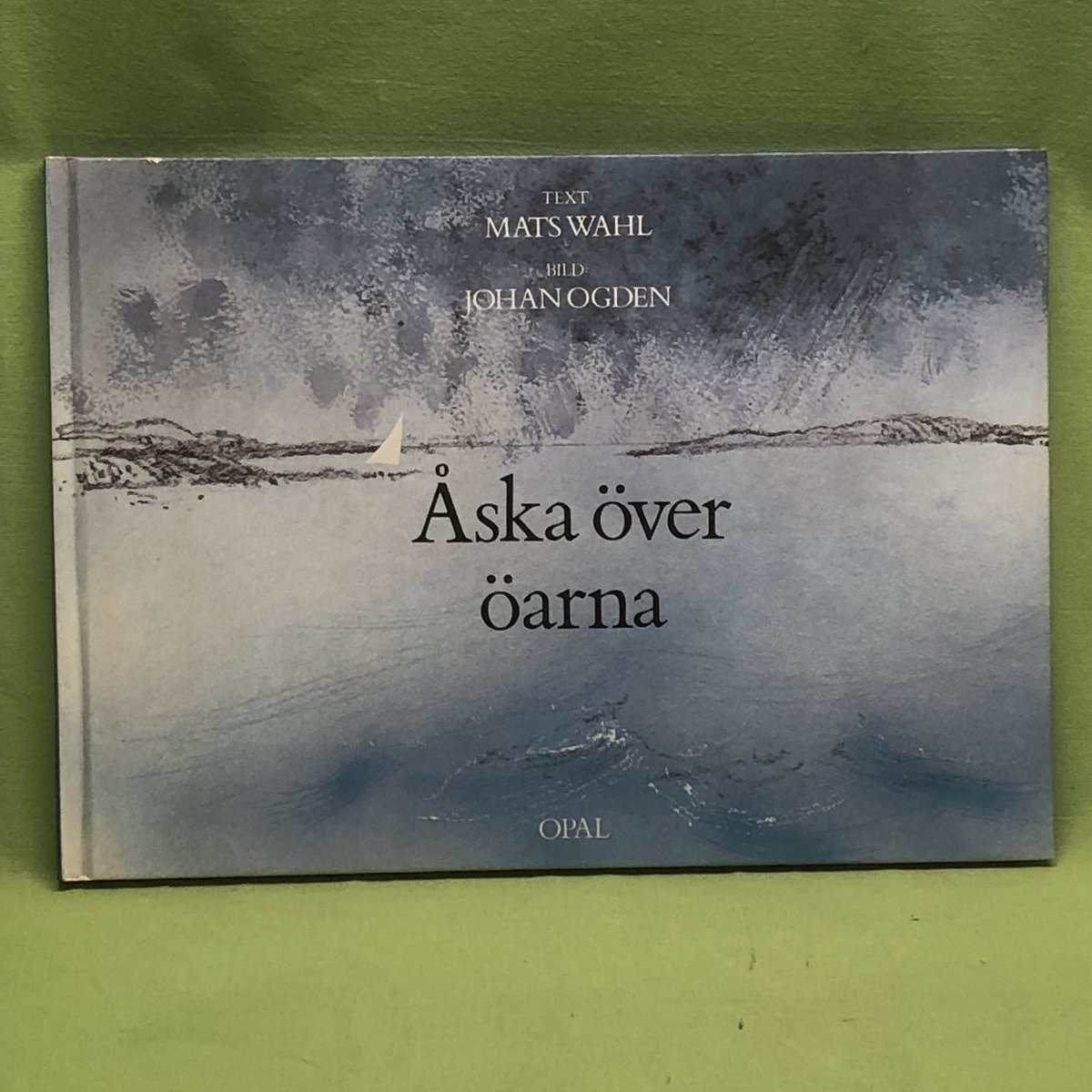 Mats Wahl : Åska över öarna