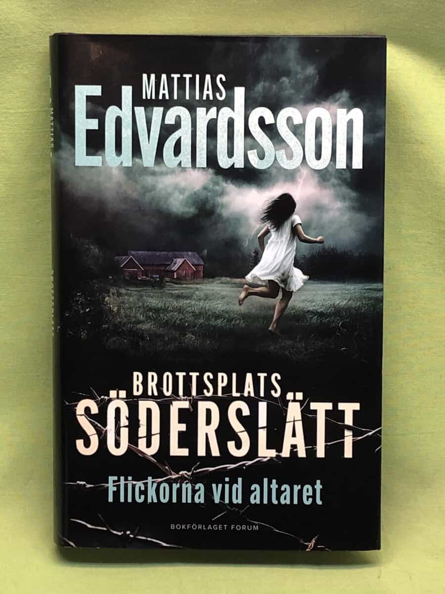 Mattias Edvardsson : Flickorna vid altaret